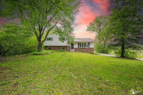 Photo of 2058 W Erie Road, Unknown, MI 48182 (MLS # 57050208575)