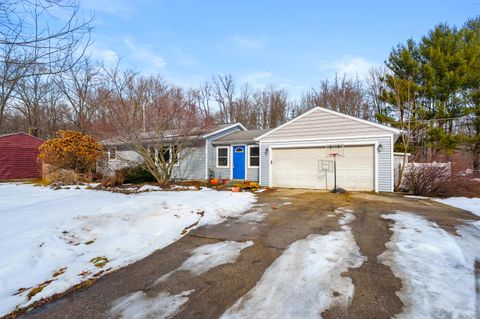 5595 E S Avenue Pavilion Township MI 49097