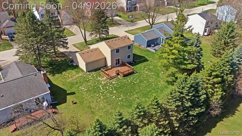 Tiny photo for 889 Hadley Road, Rochester Hills City, MI 48333 (MLS # 20261020351)