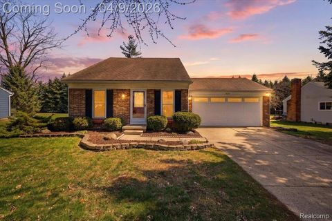 Photo of 889 Hadley Road, Rochester Hills City, MI 48333 (MLS # 20261020351)