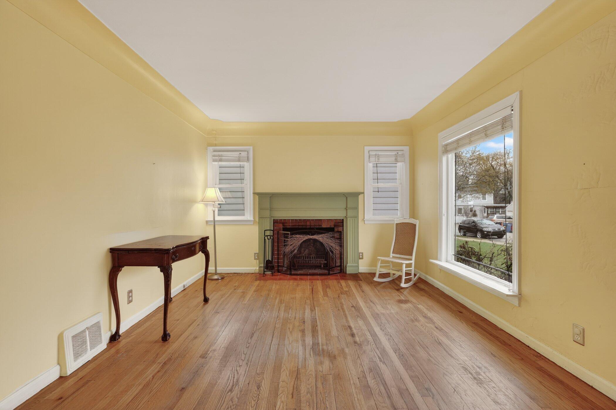 2423 Raymond Avenue SE