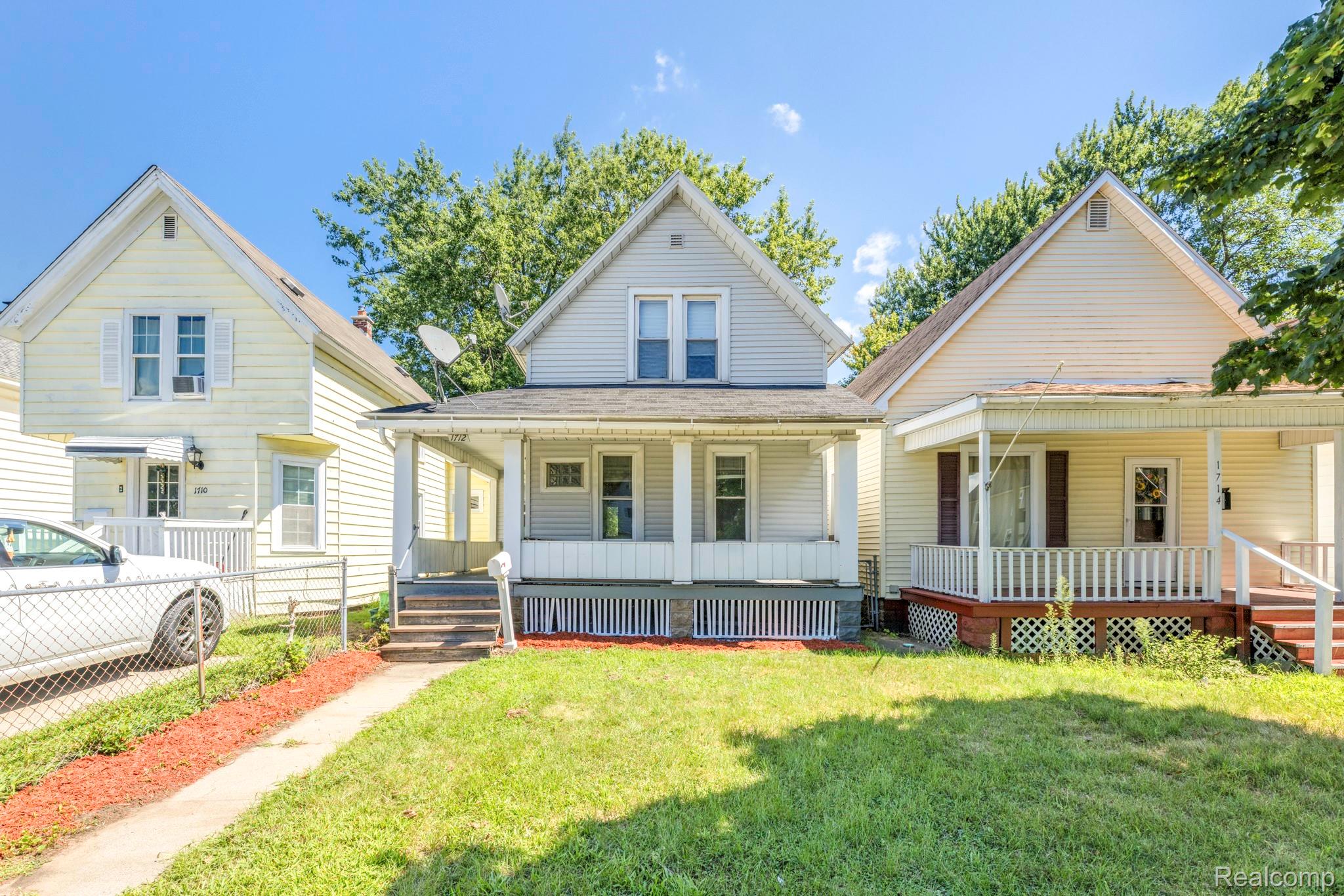 1712 7th Street