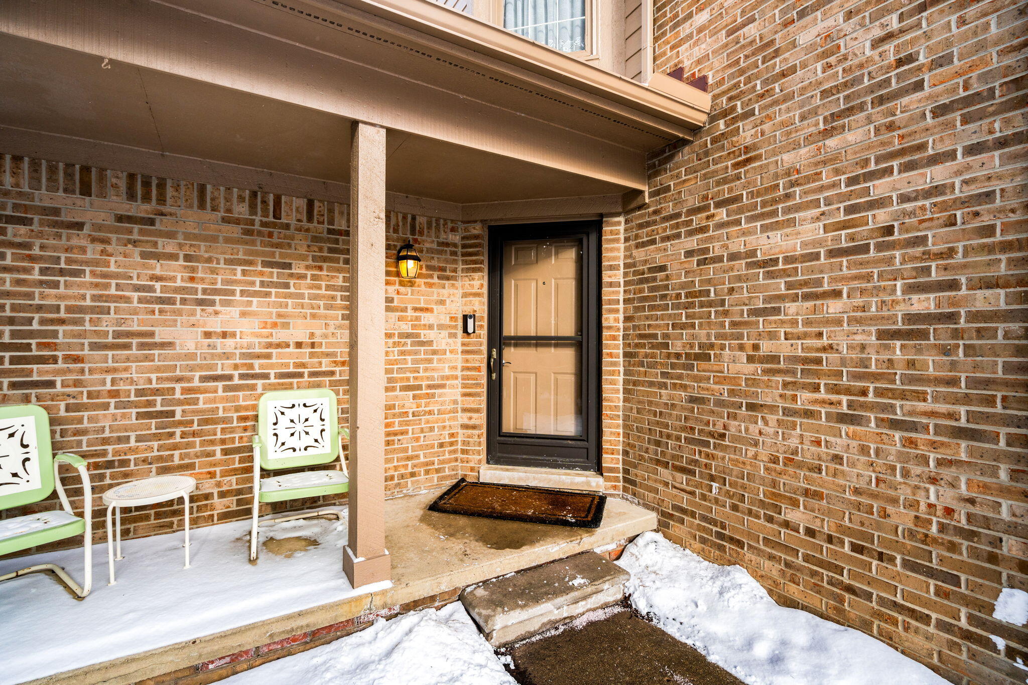 1261 Laurel View Drive