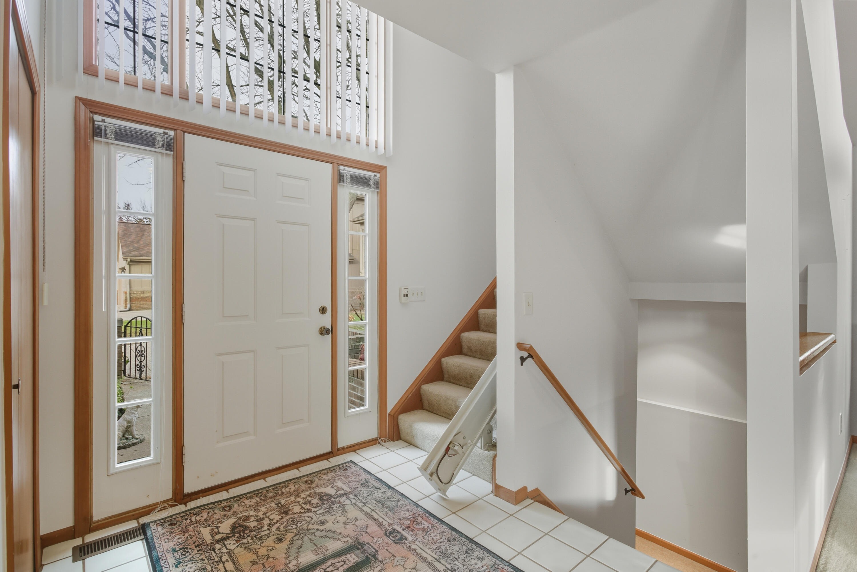 37692 N Laurel Park Drive