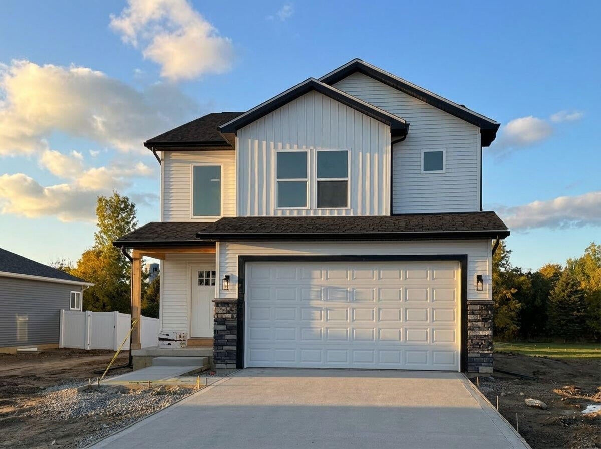 2024 Green Acres Drive