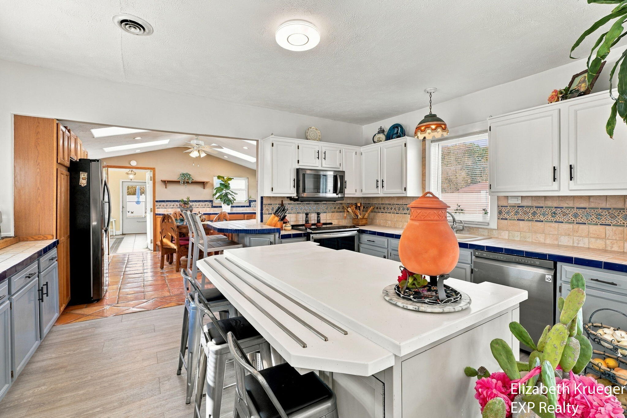 2552 56th Street