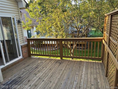 Tiny photo for 1040 Bird Song Ln, Milford Village, MI 48381 (MLS # 20261082995)