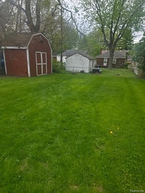Photo of 12835 W Parkway Street, Detroit City, MI 48223 (MLS # 20261030700)