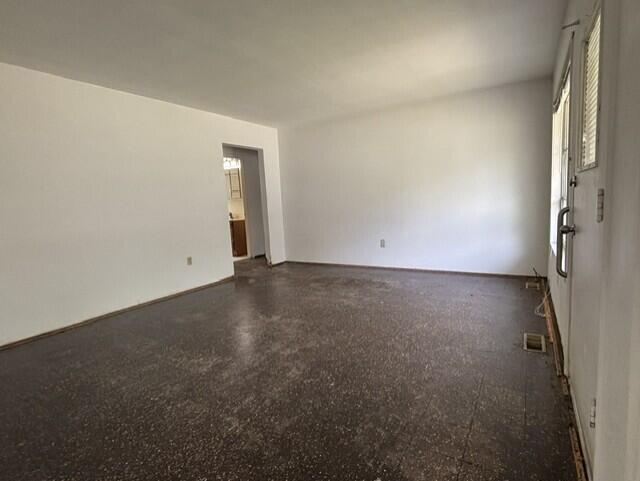 2722 Beacon Hill