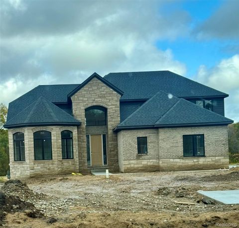 53650 ROMEO PLANK Road Macomb Township MI 48042