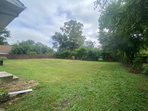 Tiny photo for 273 Kansas Avenue Avenue, Ypsilanti Charter Township, MI 48198 (MLS # 58050220700)