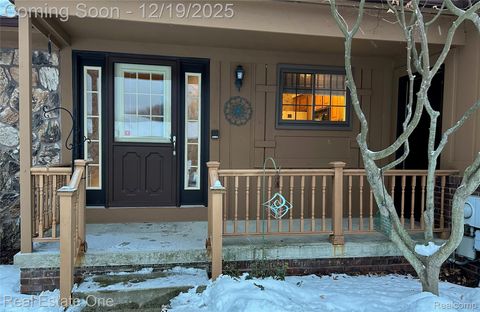 Photo of 11734 Shenandoah Drive #3, Green Oak Township, MI 48178 (MLS # 20251059321)