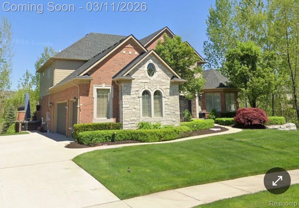 Photo of 6641 Shadydale Drive, Shelby Charter Township, MI 48316 (MLS # 20261013536)