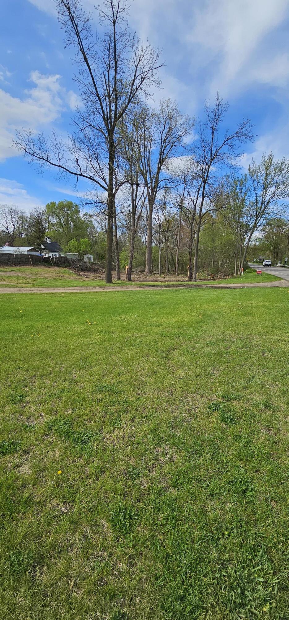 305 E Michigan Avenue