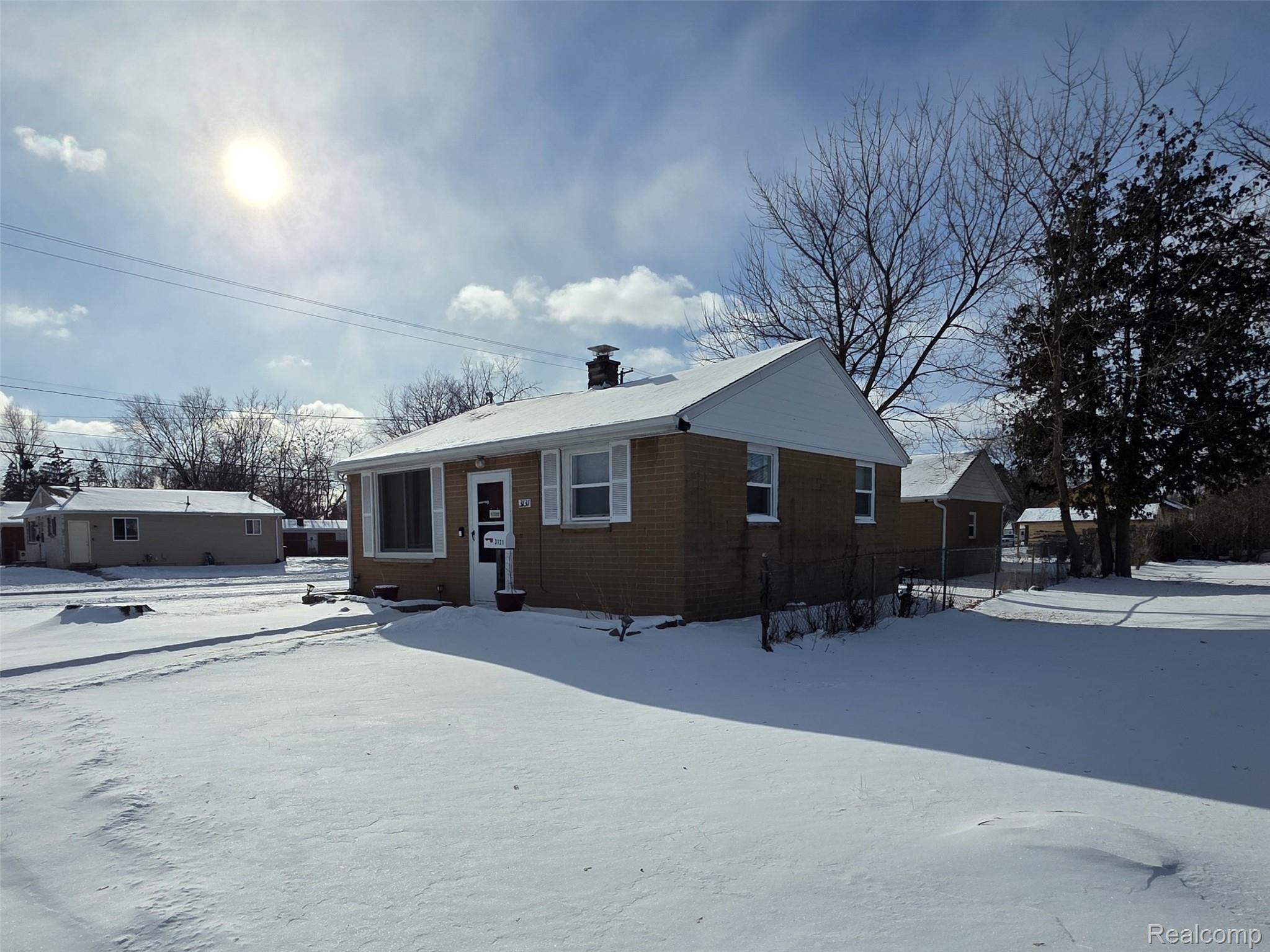 3131 Parkwood Avenue