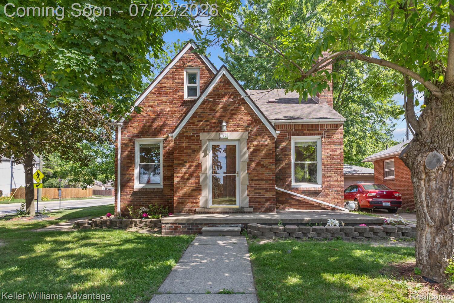 307 E Chesterfield Street