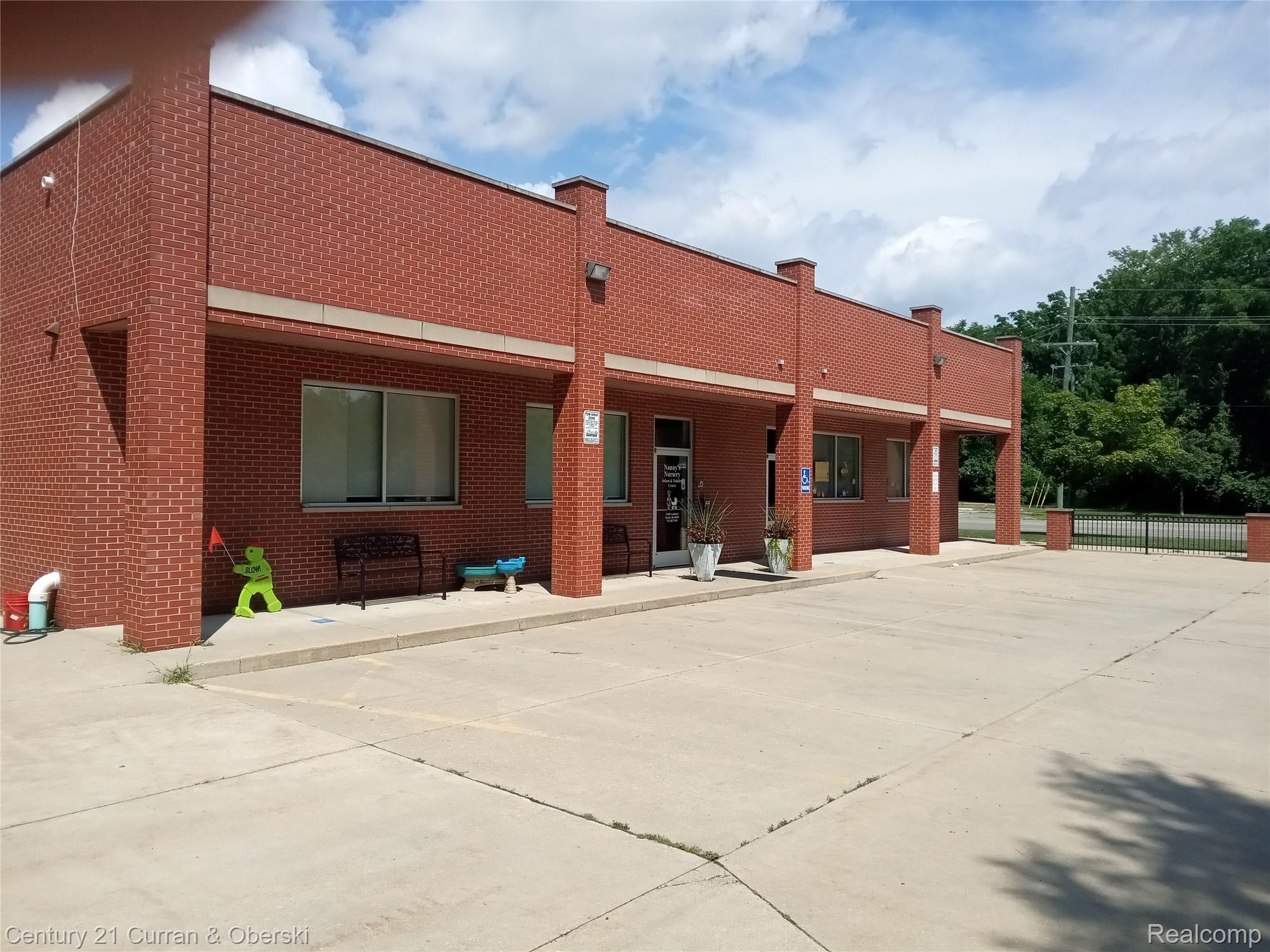 21085-21089 Goddard Road