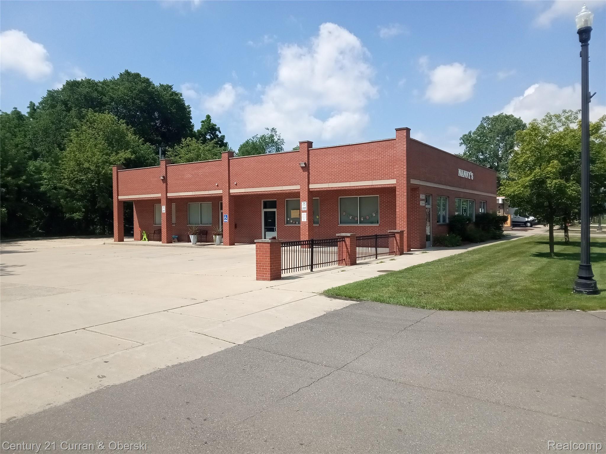 21085-21089 Goddard Road