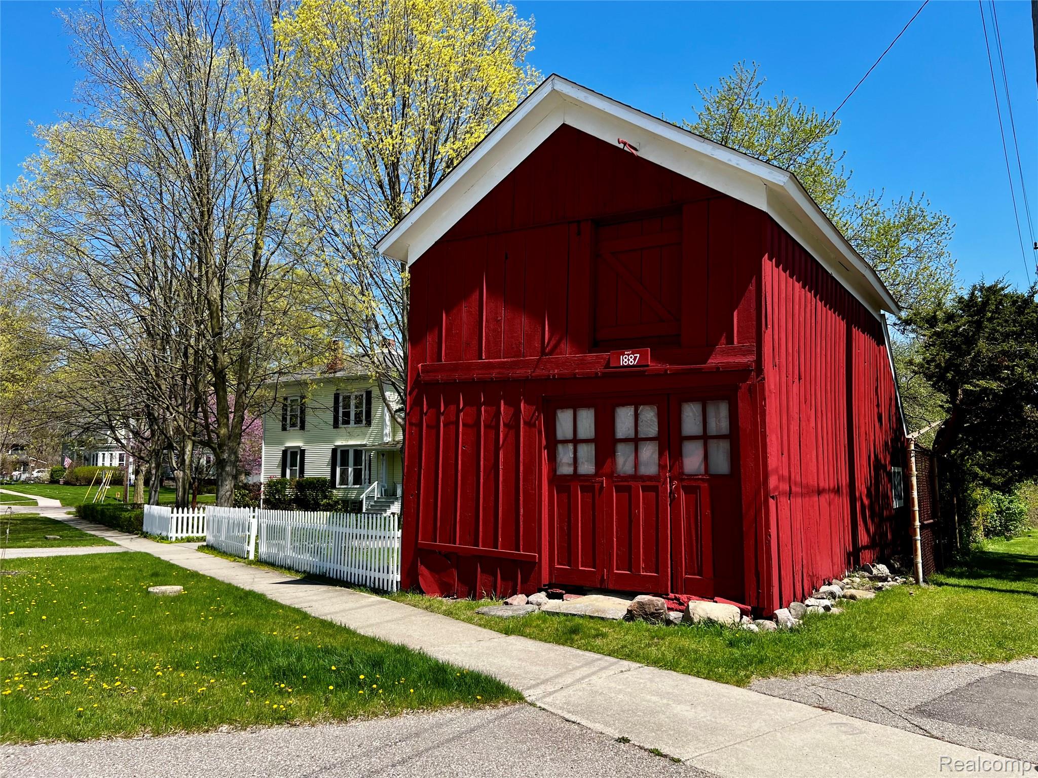Property photo 2