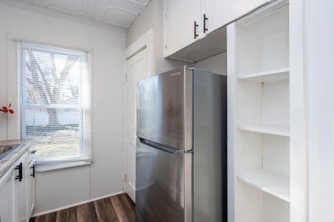 Tiny photo for 1216 Broadway, Benton Harbor City, MI 49022 (MLS # 69026045928)