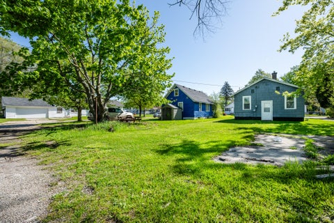 Tiny photo for 1216 Broadway, Benton Harbor City, MI 49022 (MLS # 69026045928)