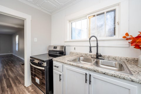 Tiny photo for 1216 Broadway, Benton Harbor City, MI 49022 (MLS # 69026045928)