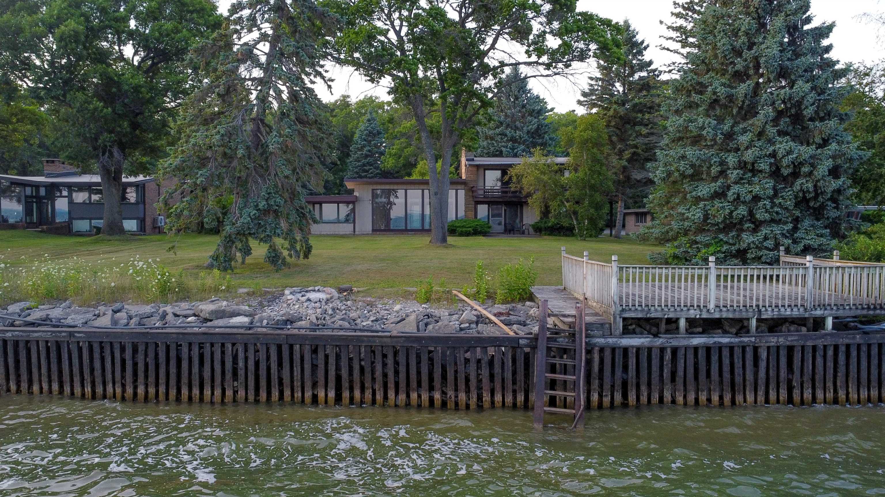 1236 Tawas Beach Road