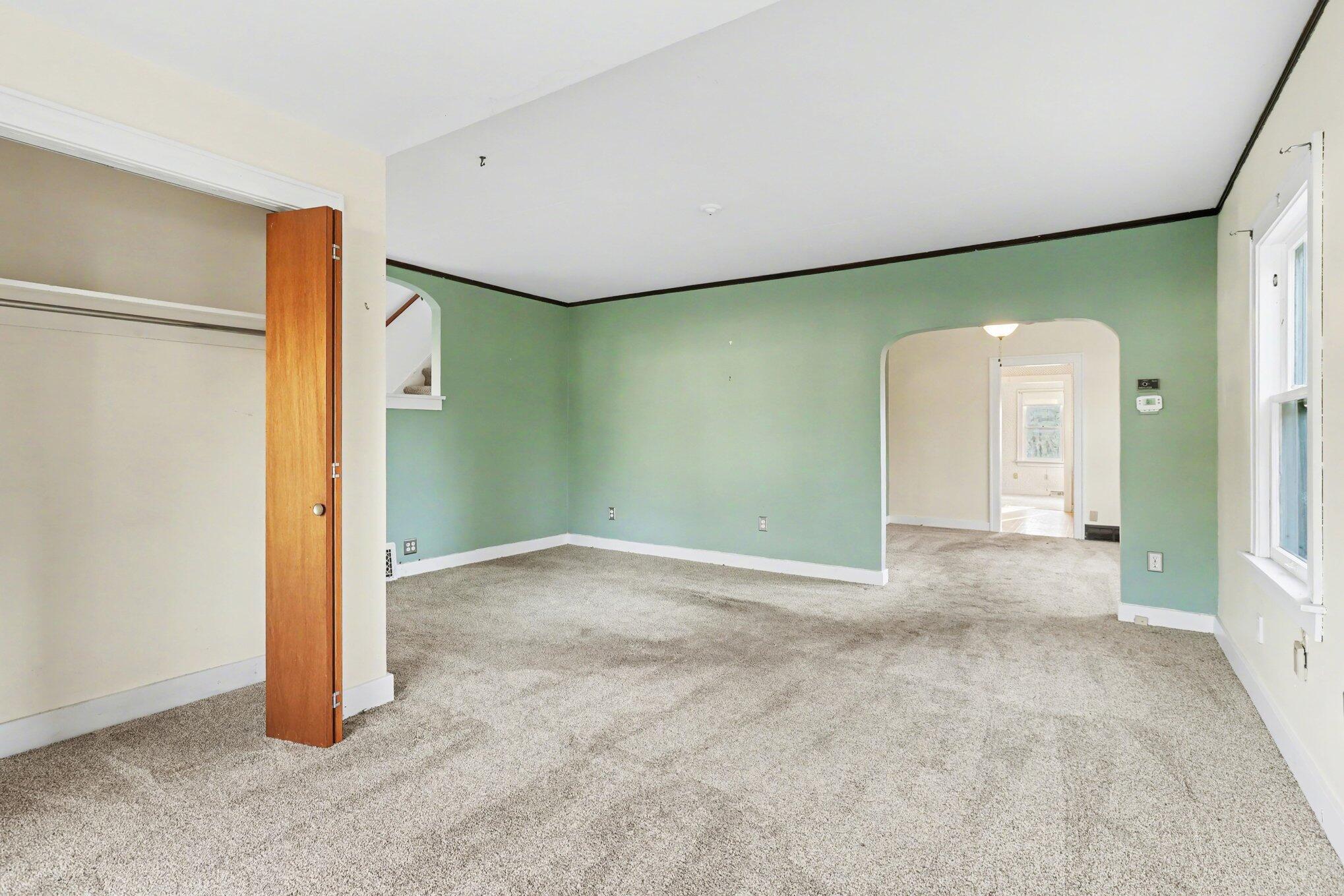 2516 Fairfield Avenue