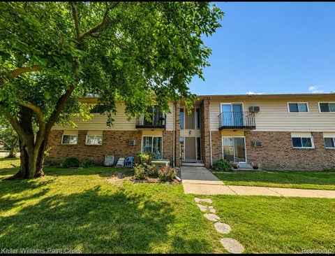 Photo for 31577 Fraser Drive 2