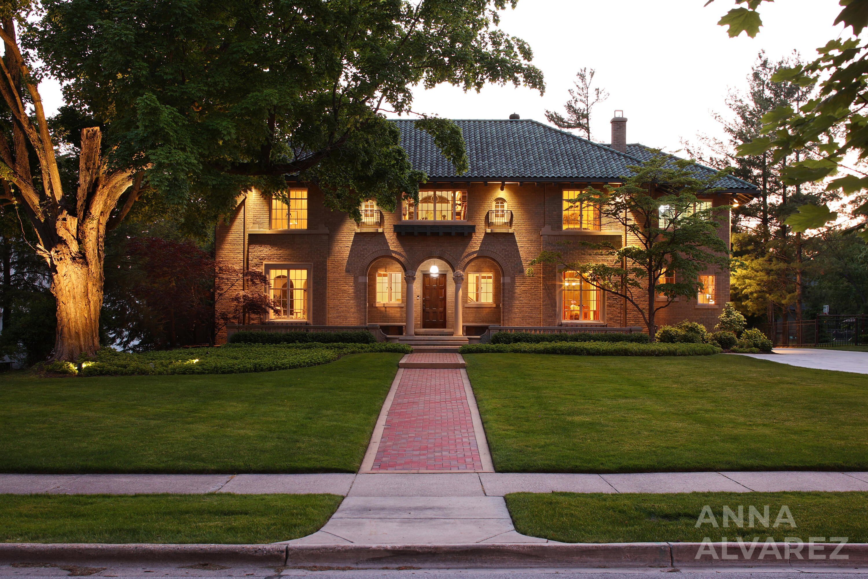 727 Plymouth Road SE