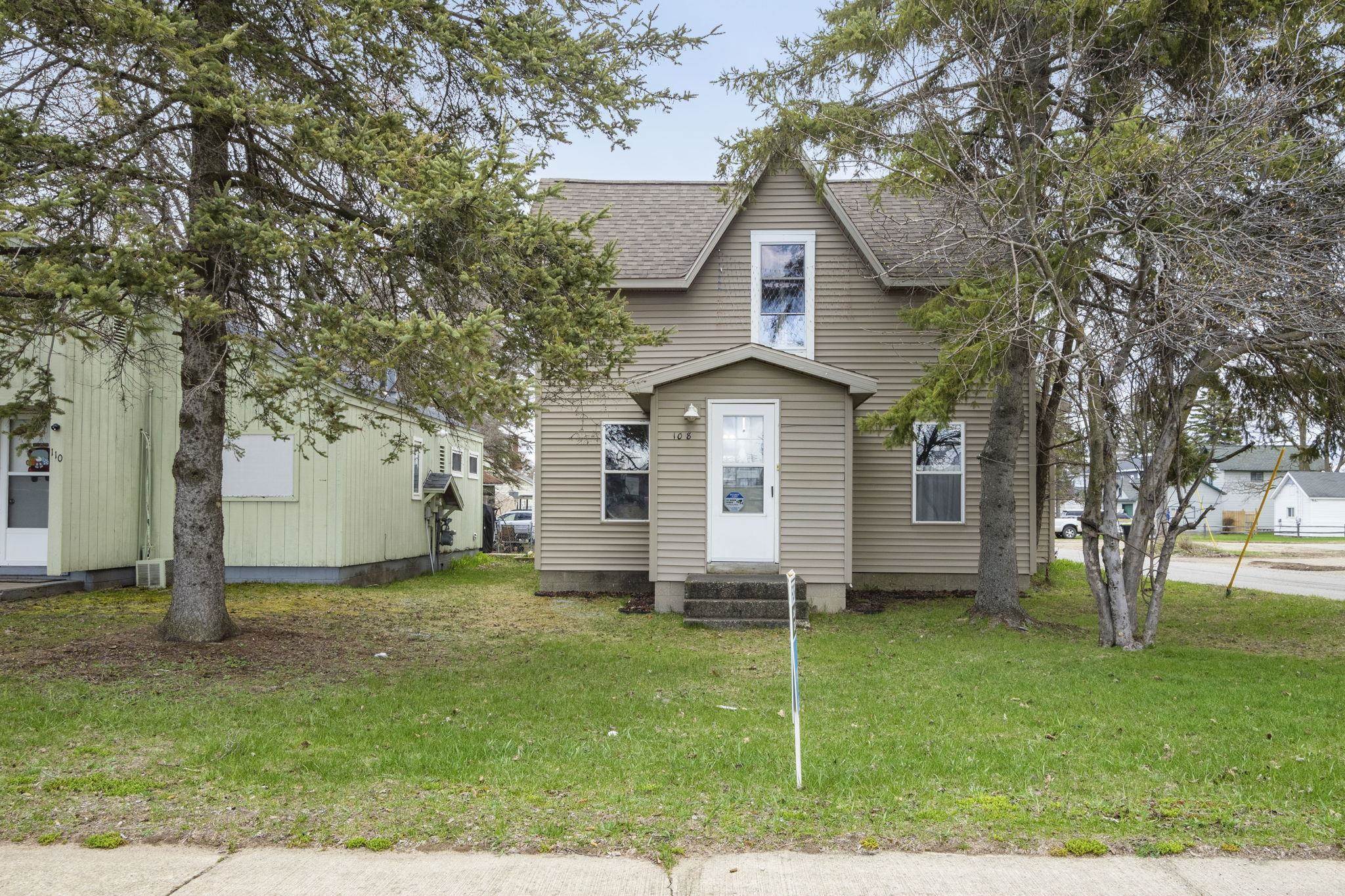110 W 4th Street