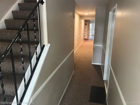 Tiny photo for 924 Chestnut Hill Drive #A, Auburn Hills City, MI 48326 (MLS # 20261009960)