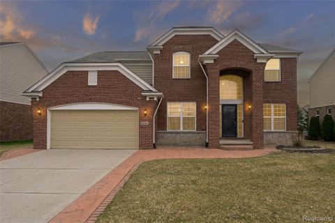 Photo of 49184 Gracechurch Road, Macomb Township, MI 48044 (MLS # 20261019121)