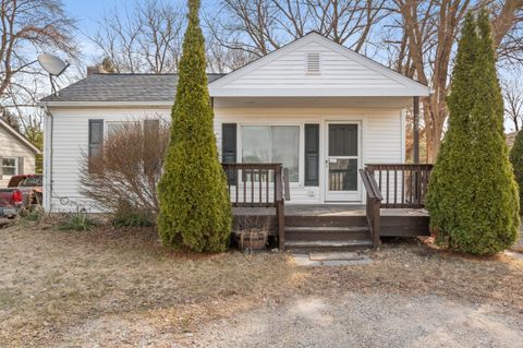 265 PERRY Street Lake Orion Village MI 48362