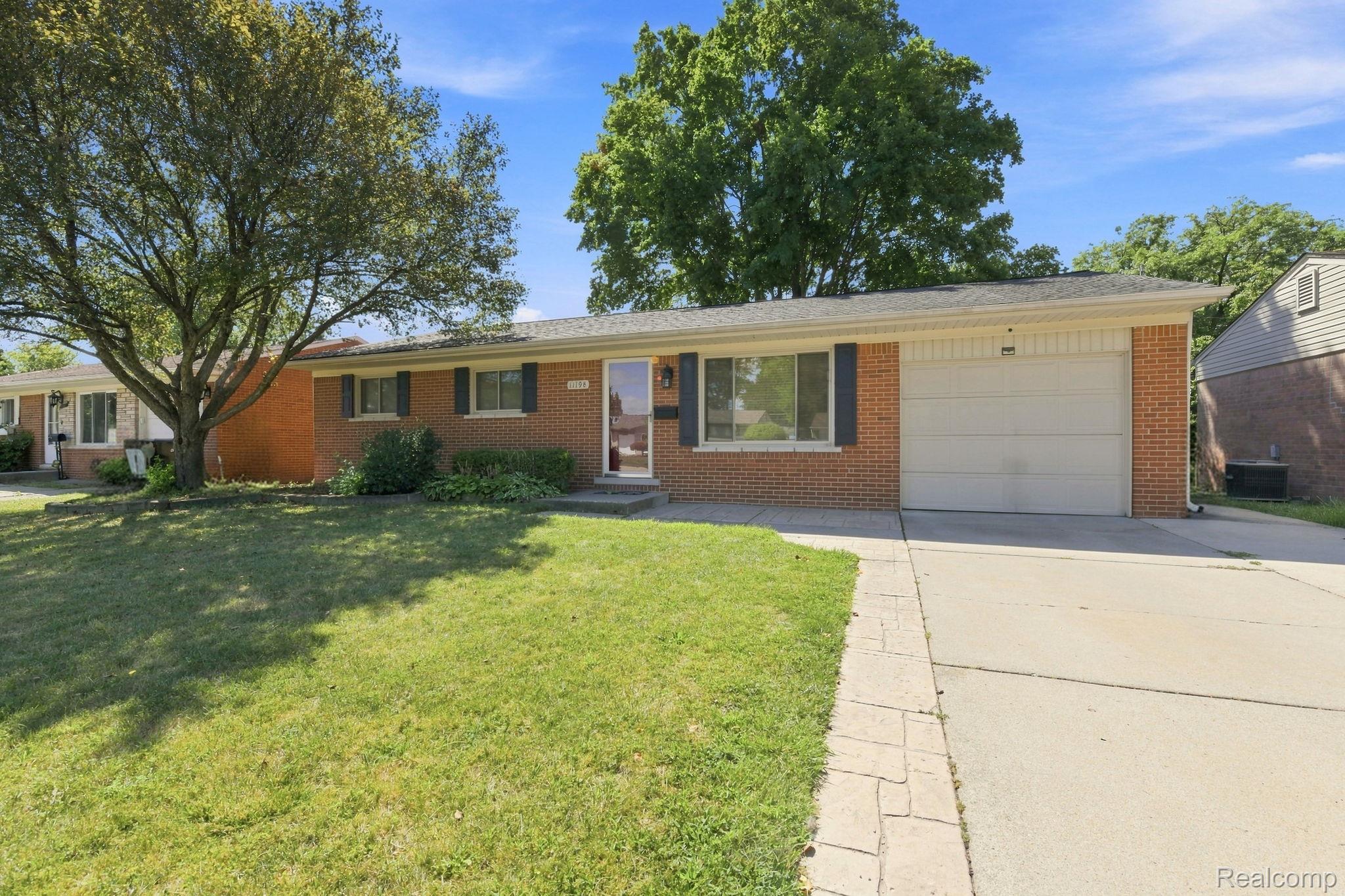 11198 Regal Drive