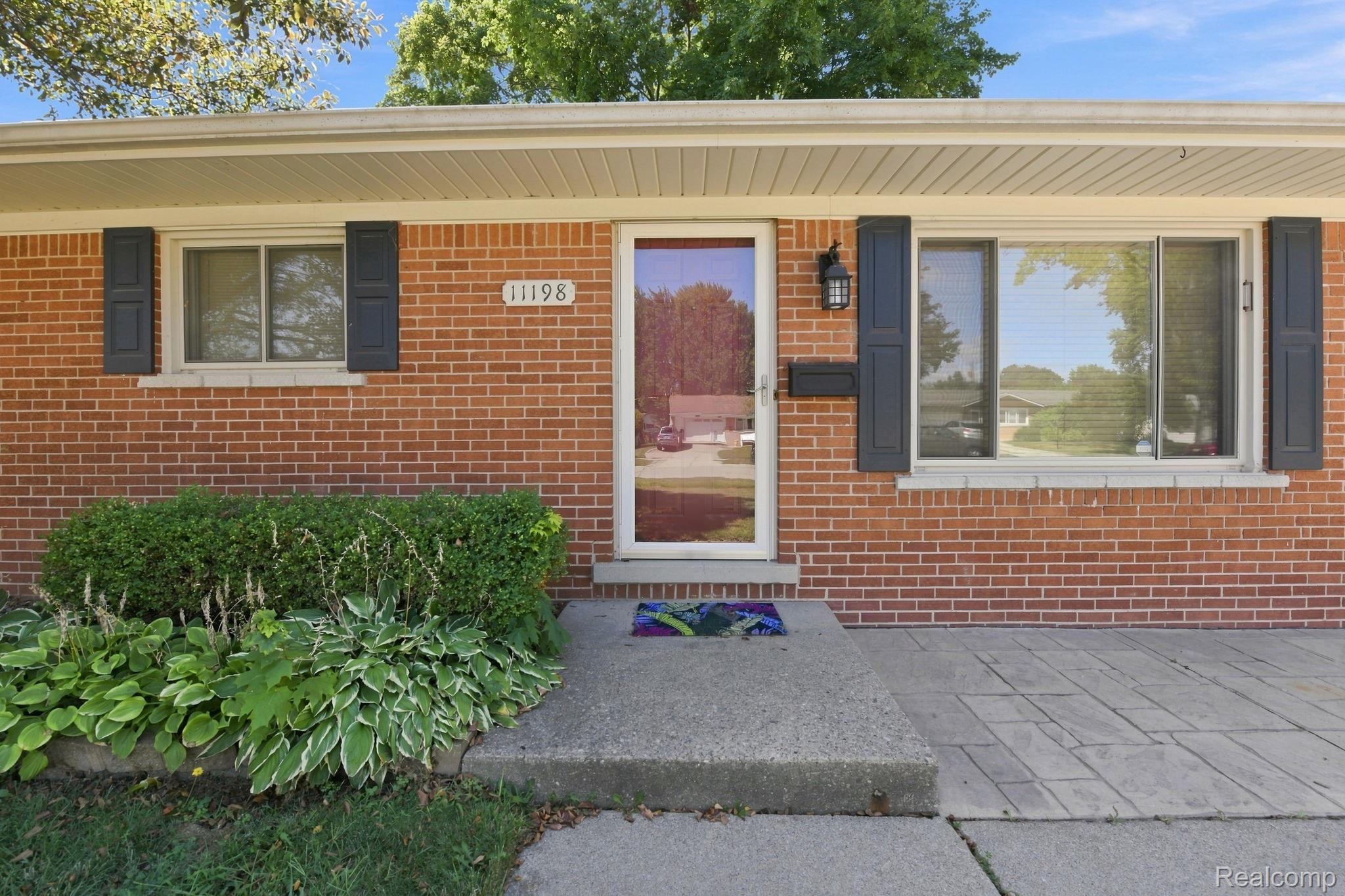 11198 Regal Drive