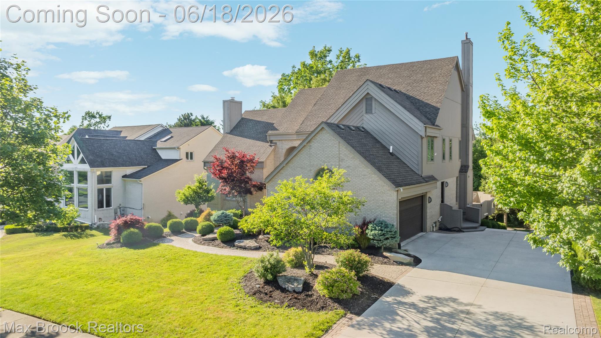 7102 Alta Vista Drive