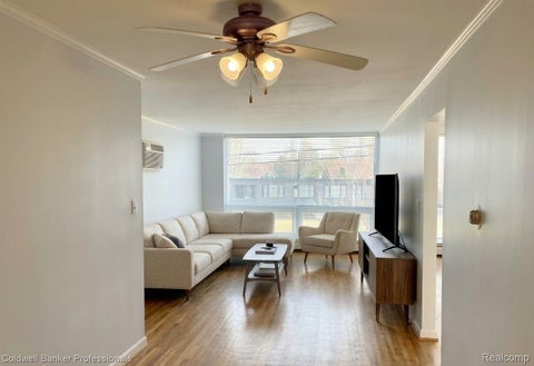 Photo of 125 E 14 MILE Road #11, Birmingham City, MI 48009 (MLS # 20261085034)