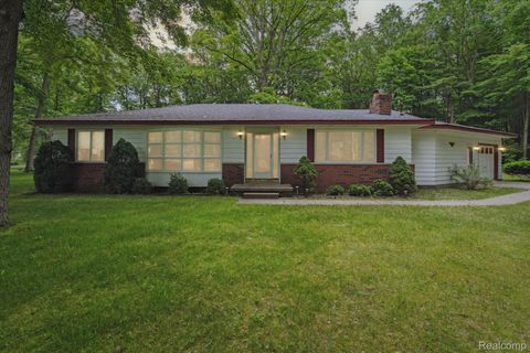 3614 Thornton Lane Clyde Township MI 48049