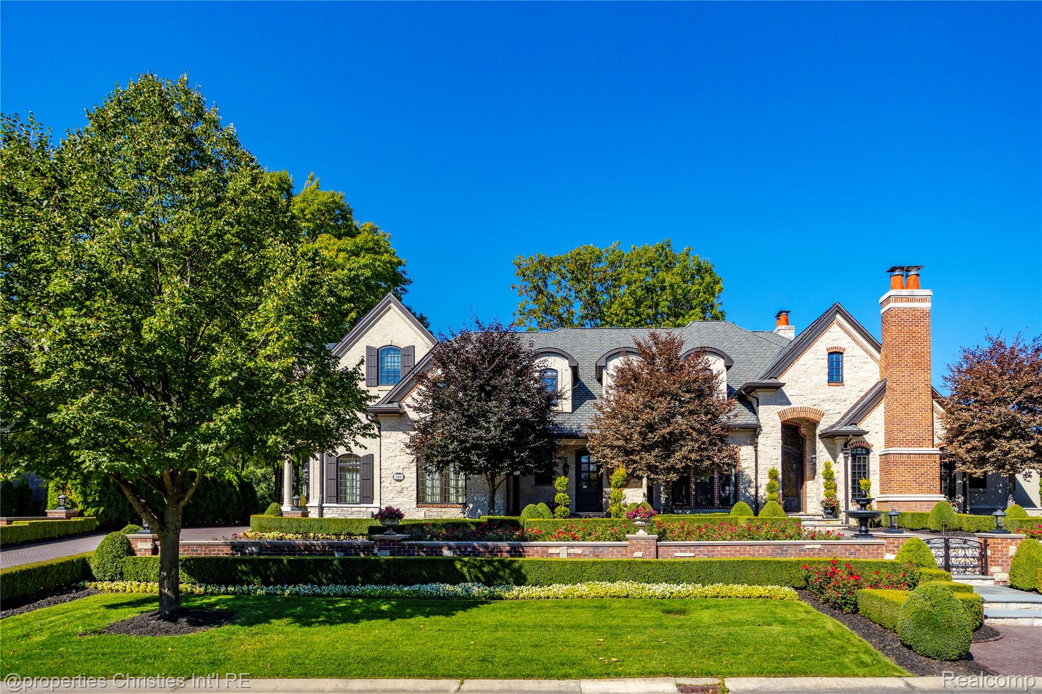 18939 Bella Vista Court