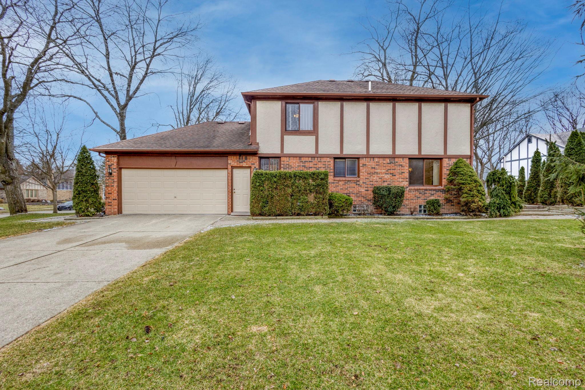1651 Redbud Drive
