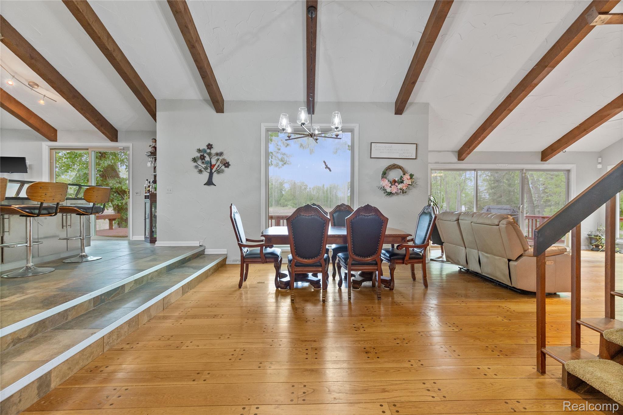343 SHOTWELL Court