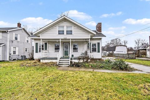 Tiny photo for 4641 Pinehurst Avenue SW, Wyoming City, MI 49548 (MLS # 66026009558)