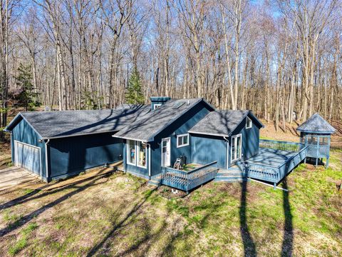 9820 Oakhurst Road Holly Township MI 48442