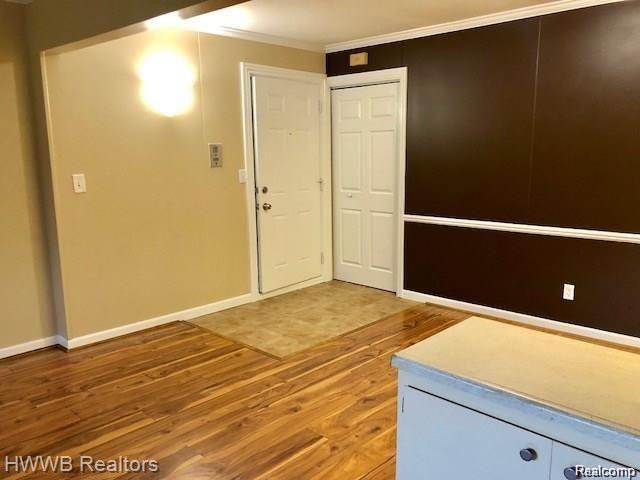 Rochester Hills City, Michigan 48309, United States, 2 Bedrooms Bedrooms, ,1 BathroomBathrooms,Residential,Active,220239