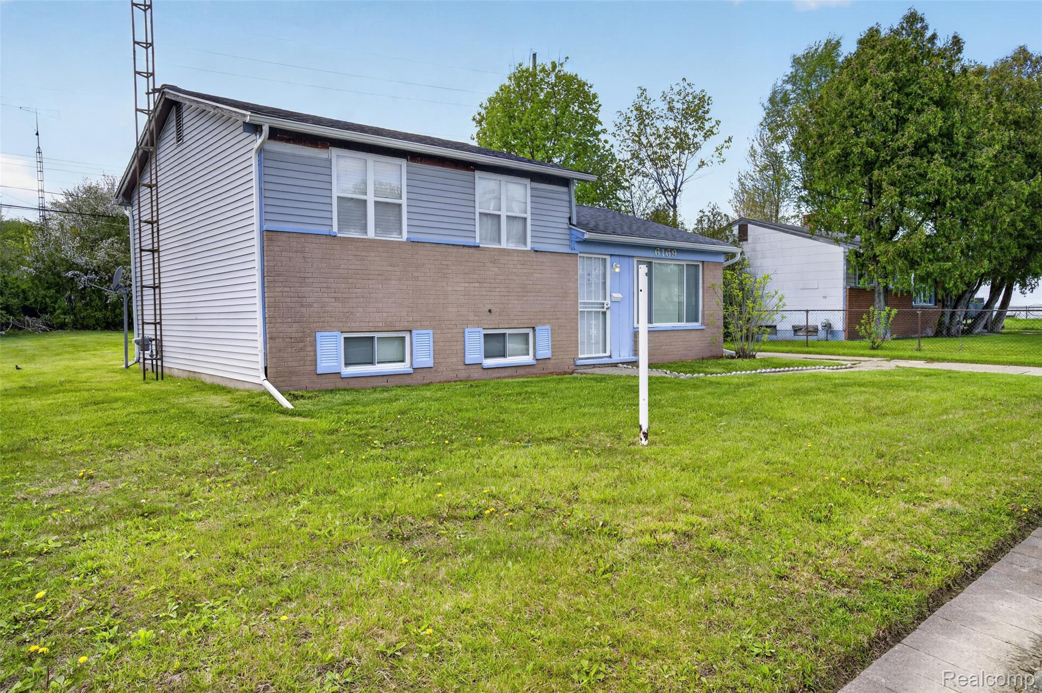 6169 Neff Road