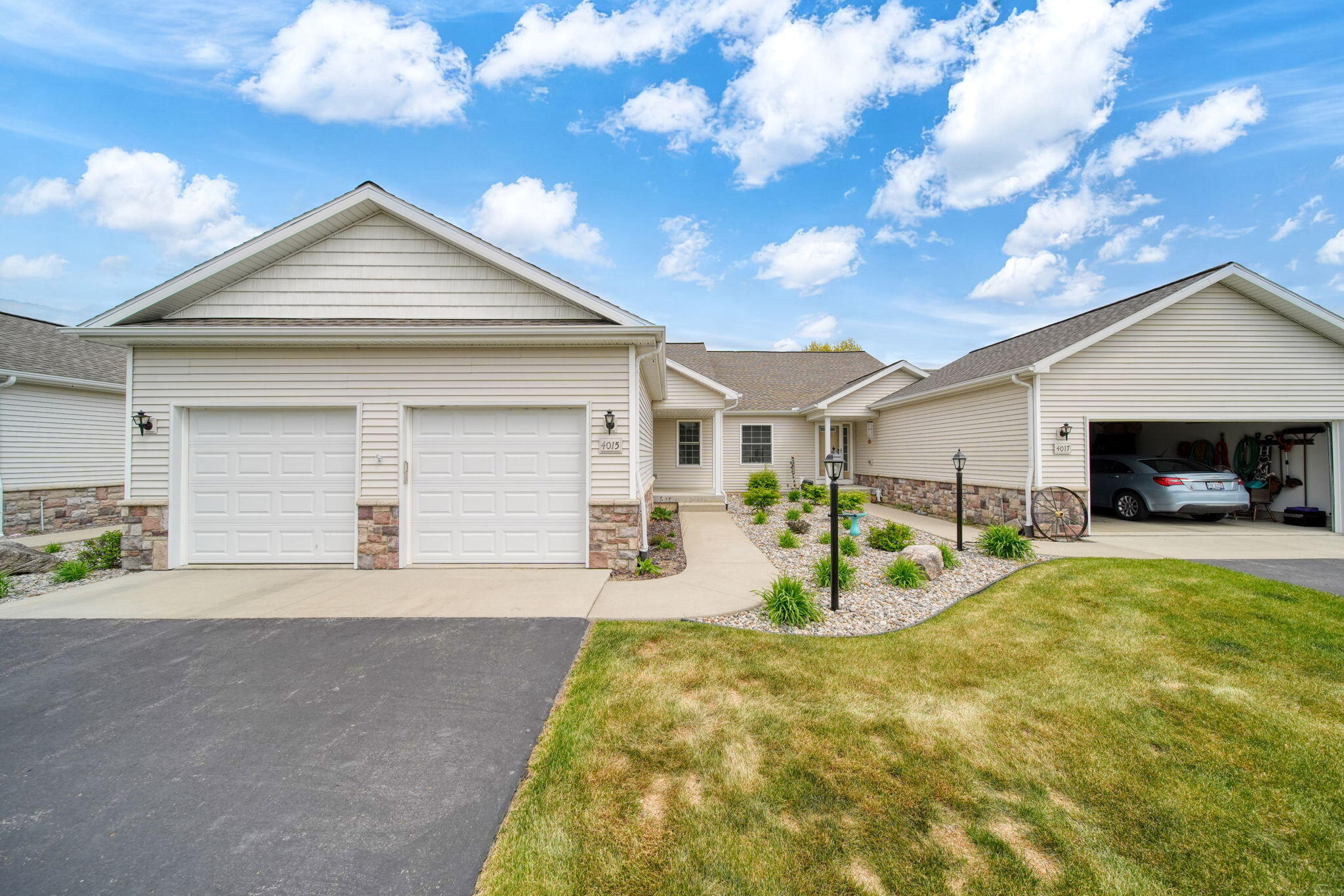 4015 Eastbridge Circle