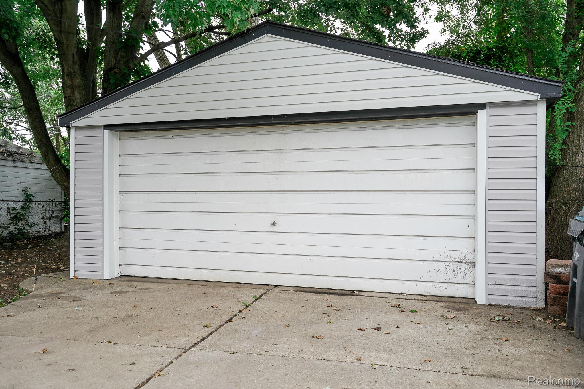 6179 Fellrath Street