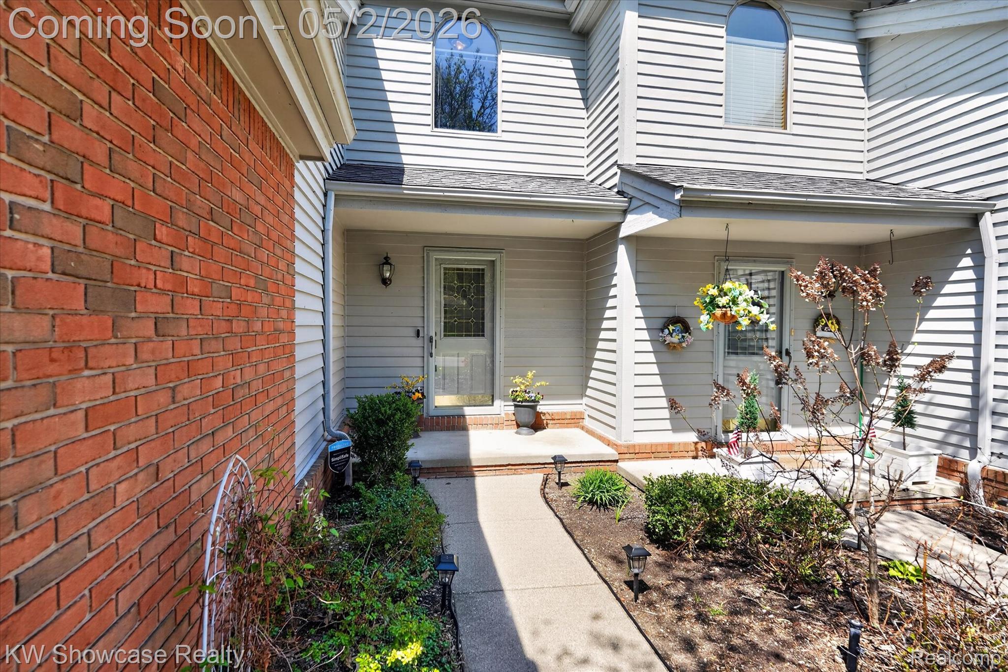 6626 Ridgeview Drive