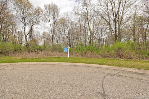 206 ASTOR KNOLLS Drive Groveland Township MI 48462